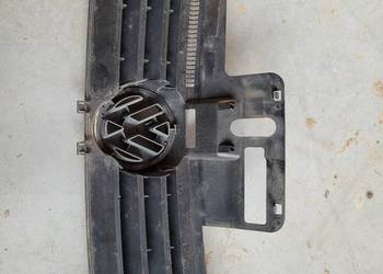 Grill vw polo 6q0853651