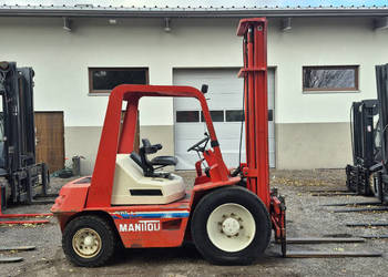 Terenowy Wózek Widłowy Manitou MCE 25 - Przesuw boczny - Stan BDB