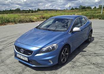 Volvo V40 D2 Drive-E R-Design Momentum
