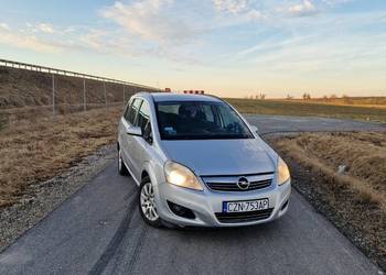 Opel Zafira 1.8 Benzyna | 2009 rok | 7-osobowy | Świeże Opłaty |