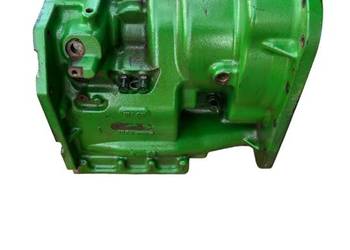 OBUDOWA SKRZYNI IVT R189624, RE190805, RE240406, R200698 JOHN DEERE 7810
