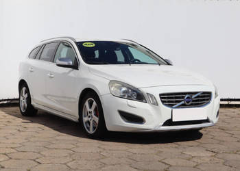 Volvo V60 D4 2.4 AWD
