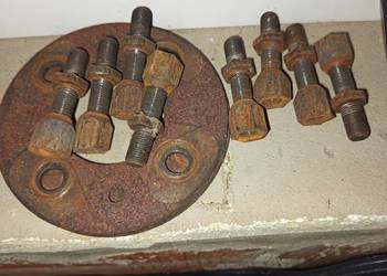 Dystans + oryginalne szpilki Seicento Abarth Schumacher