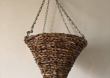 Wiszący kwietnik rattanowy stożek kosz na kwiaty do zawieszenia naturalny