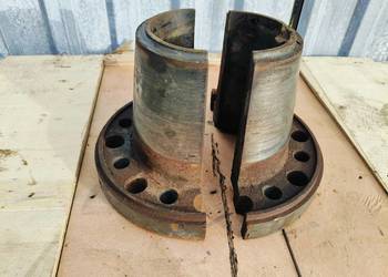 Claas Axion 840 C-Matic A31 13r Stożek koła tył