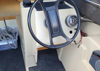 Jacht motorowy 6 osobowy