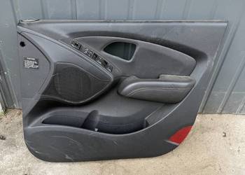 Boczek tapicerka drzwi lewy przód Hyundai IX35