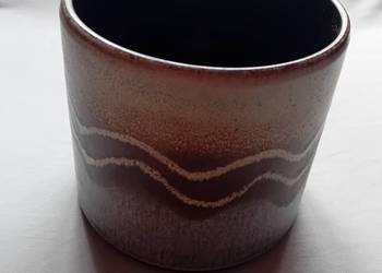 Niemiecka ceramiczna osłonka doniczki, sygnowana wyciskiem num. 3538/2.