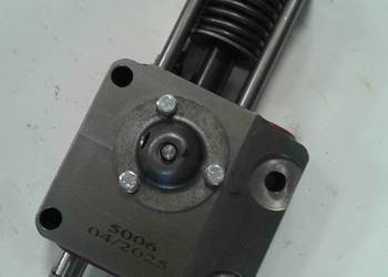 ROZDZIELACZ SKRZYNI C 385 - 86142100