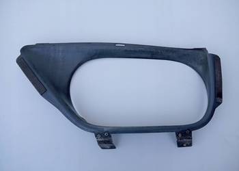 RAMKA OSŁONA ZDERZAKA PRAWA PRZÓD NISSAN GT-R GTR