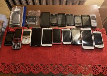 Zestaw Różnych Telefonów/Smartfony