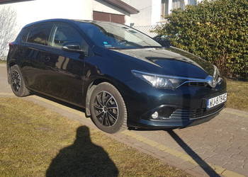 Toyota Auris II FL • 2016 • Prestige • 1.6 • Bardzo zadbana