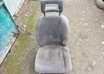 FIAT 126P 126 P ELEGANT MALUCH SIEDZENIE FOTEL KIEROWCY