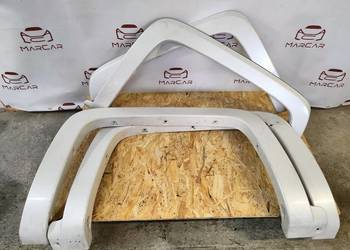 Listwy Poszerzenia Błotników Komplet Chevrolet Silverado 2014-2016 40956-02