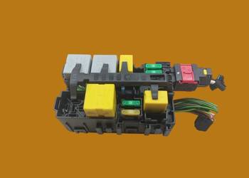 SKRZYNKA BEZPIECZNIKÓW 9806192580 1.6 HDI Peugeot 308 II (2014-  )