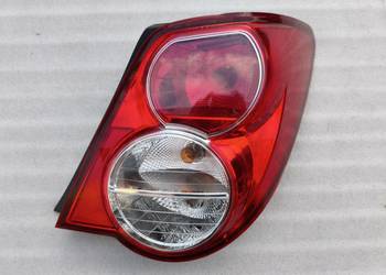 Lampa Prawy Tył Tylna Prawa Chevrolet Aveo T300 Sedan