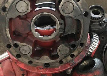 Clark Hurth - Docisk Hamulca