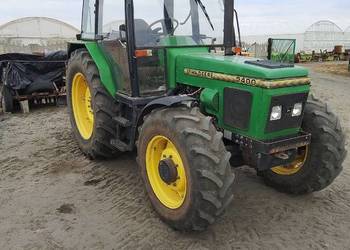 John Deere 2400