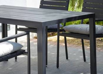 Stół  ogrodowy firmy Maderup