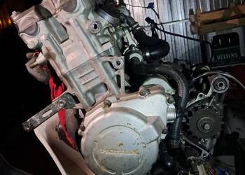 Silnik honda cbr900 sc33 96r