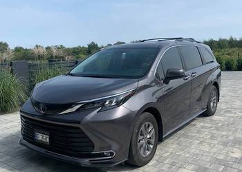 Toyota Sienna 2.5 hybryda 8 osób FV 23%