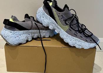 Buty męskie Nike Space Hippie 04 45
