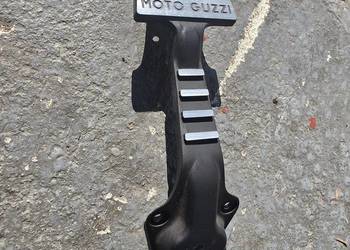 Moto Guzzi V7 osłona świecy