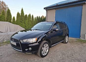 Mitsubishi Outlander II Lift 2011 2.2 DID 177KM 7 osobowy