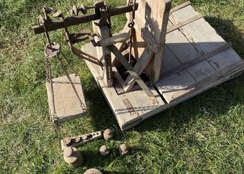 Waga dziesiętna z odważnikami antyk