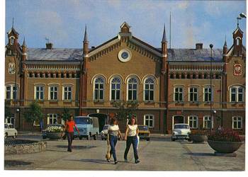 SANOK SIEDZIBA URZĘDU MIEJSKIEGO SANOK SIEDZIBA URZĘDU MIEJSKIEGO