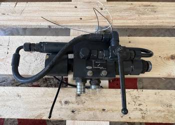 Rozdzielacz do hydrauliki wywrotu typ 501/354 Meiller Kipper 0501 2040 354