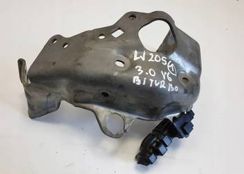 Mercedes W205 3.0 V6 OSŁONA POMPY PALIWA Uchwyt