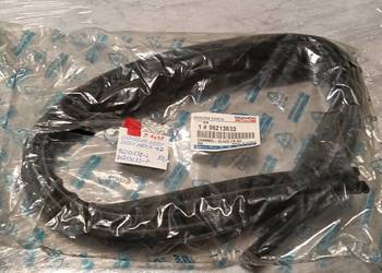 Uszczelka szyby drzwi OE Daewoo Nexia 3D 4D 96213633 prawa przód przednia