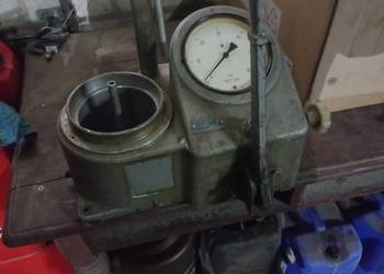 Próbnik wtryskiwaczy