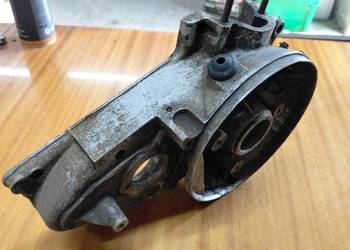 Prawy karter WSK 125