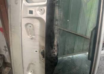 VOLVO V40 I Combi klapa tył z szybą 329 52