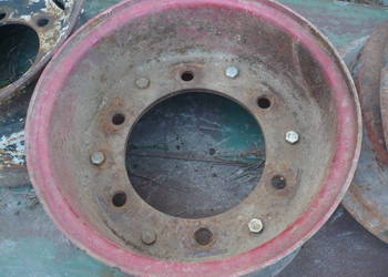 felgi do rozrzutnika przyczepy rcw rozsiewacz