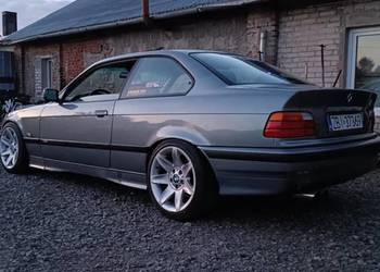 BMW e36 coupe