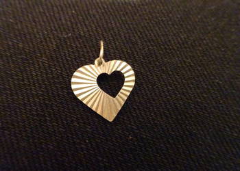 serduszko srebrna wisiorek