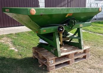 Rozsiewacz siewnik nawozowy Amazone ZA-X Perfect 902