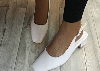 (43) Białe, ślubne czółenka wieczorowe z odkrytą piętą, NOWE