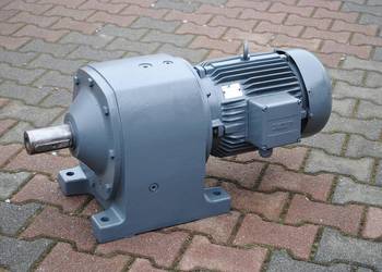Motoreduktor 7.5kw. 57obr./min.. FLENDER