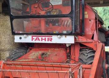Kombajn zbożowy Fahr M900 silnik deutz kabina
