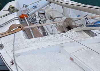Żaglówka jacht Achat z przyczepką