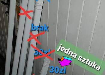 Rolety okienne w kasecie stan bdb 2szt kolor jasny beż 30zl
