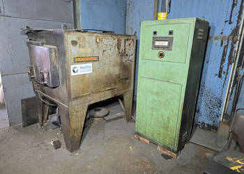 Piec hartowniczy kompletny PEK 1/125, 25 kW (26)