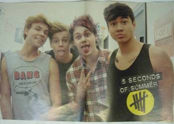 PLAKATY - 5 SECONDS OF SUMMER - WYPRZEDAŻ ŚWIAT PLAKATÓW