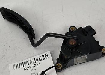 PEDAŁ RENAULT SCENIC II 8200159645