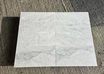 Płytki marmurowe Carrara Bianco 61x30,5x1 matowe