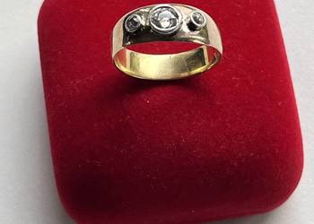 Złoty pierścionek z diamentami Złoty pierścionek z diamentami